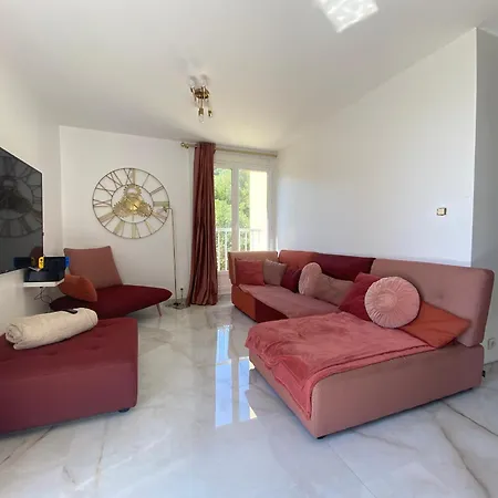 Apartment T3 Equipe Calme Avec Prairie Et Parking *